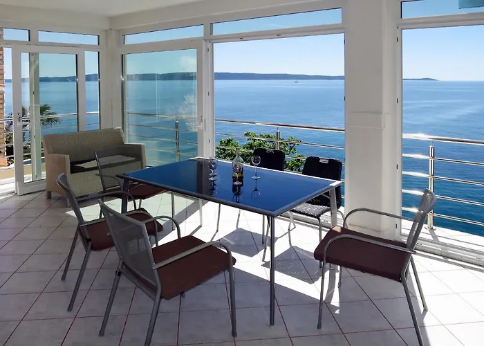 Giljo-2 By Interhome